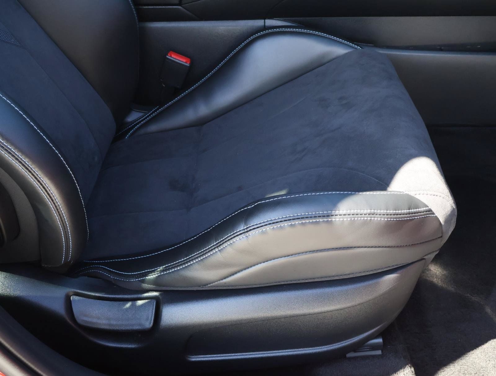 Used 2025 Hyundai Elantra N FWD image 18