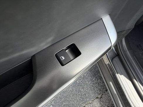 Certified 2024 Kia EV6 Light RWD image 25