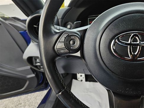 Used 2024 Toyota GR86 Premium image 11