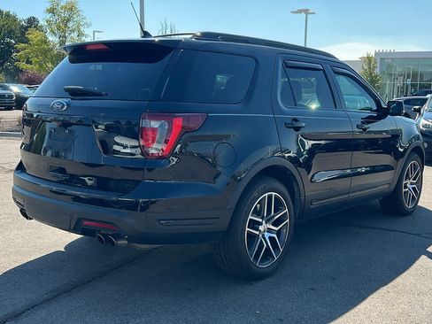 Used 2018 Ford Explorer Sport AWD/4WD image 5