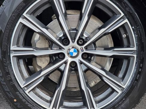 Used 2022 BMW X5 xDrive40i w/ M Sport Package AWD/4WD image 23