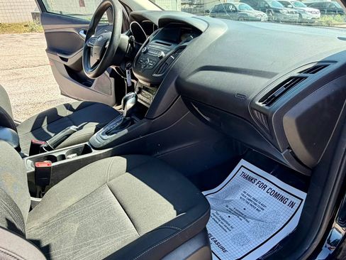 Used 2016 Ford Focus SE image 19