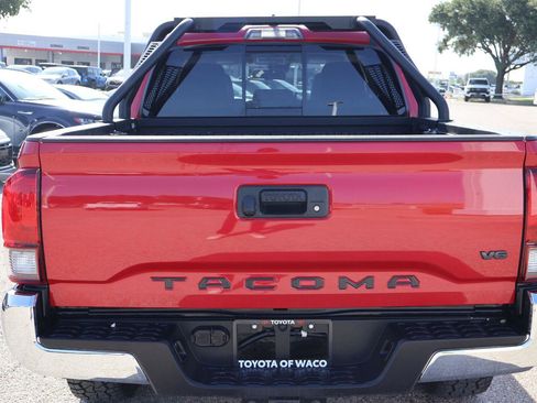 Used 2023 Toyota Tacoma SR5 RWD image 4