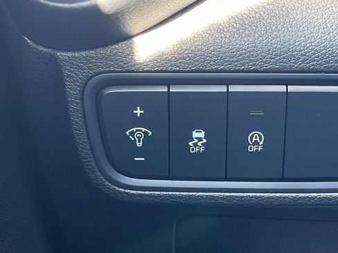 Used 2025 Kia Soul LX w/ LX Technology Package image 29