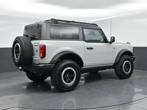Certified 2021 Ford Bronco Black Diamond w/ Sasquatch Package AWD/4WD image 8