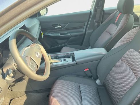 New 2026 Nissan Sentra SR image 11