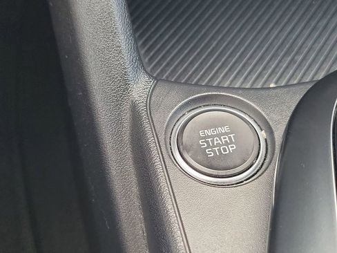 Used 2025 Kia K4 LXS image 34