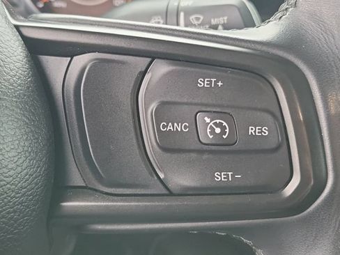 Used 2020 Jeep Gladiator Mojave AWD/4WD image 15