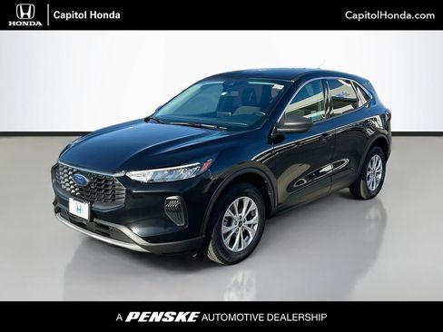 Used 2024 Ford Escape Active AWD/4WD image 1