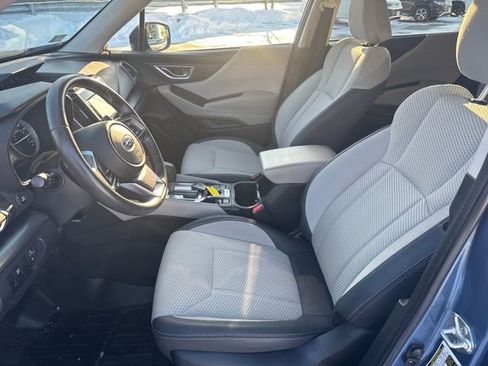 Used 2022 Subaru Forester Premium image 13