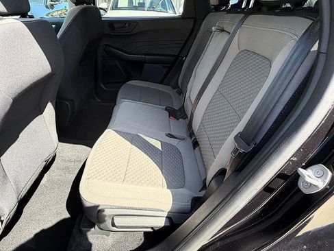 Used 2022 Ford Escape SE w/ SE Sport Appearance Package FWD image 34