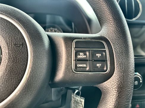 Used 2016 Jeep Patriot Sport w/ Power Value Group image 32