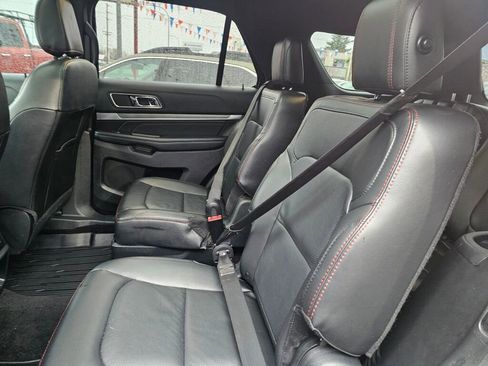 Used 2018 Ford Explorer Sport w/ Equipment Group 401A image 21