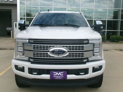 Used 2019 Ford F250 Platinum w/ Platinum Ultimate Package image 1