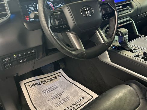 Used 2024 Toyota Tundra Platinum AWD/4WD image 9