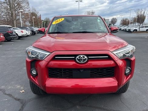 Used 2023 Toyota 4Runner SR5 Premium image 2