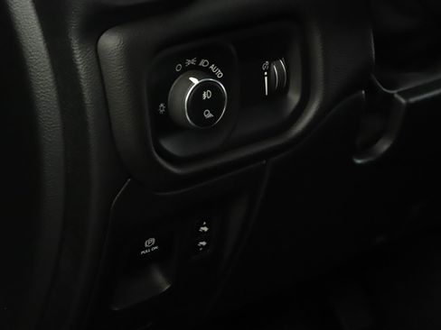 Used 2023 RAM 1500 Big Horn AWD/4WD image 7