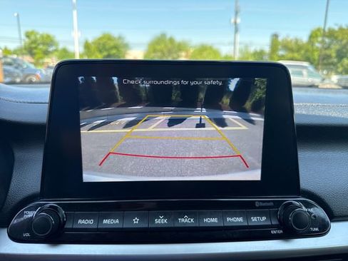 Used 2020 Kia Forte LXS FWD image 20