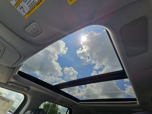 New 2025 Lincoln Navigator L Reserve image 22