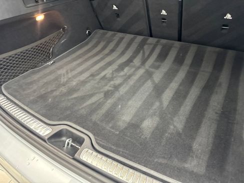 Used 2023 Mercedes-Benz GLC 300 4MATIC image 75