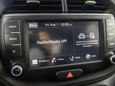 Used 2024 Kia Soul LX FWD image 27