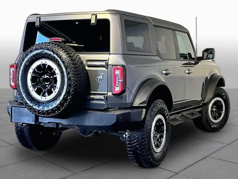 Used 2024 Ford Bronco Outer Banks w/ Sasquatch Package AWD/4WD image 13