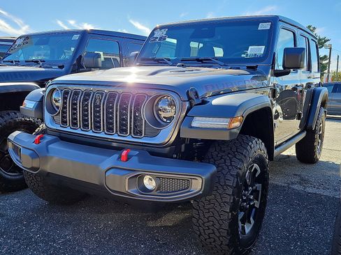 New 2026 Jeep Wrangler Unlimited Rubicon w/ Technology Group image 3