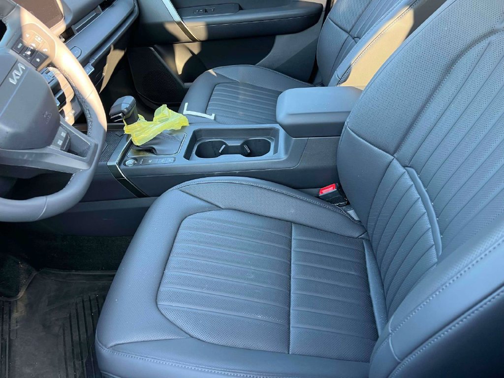 Used 2027 Kia Seltos X-Line S w/ X-Line S Premium Package AWD/4WD image 5