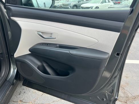 Used 2025 Hyundai Tucson SEL image 14