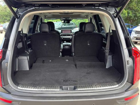 Used 2022 Kia Telluride SX FWD image 9