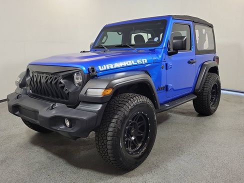 Used 2023 Jeep Wrangler Sport image 3
