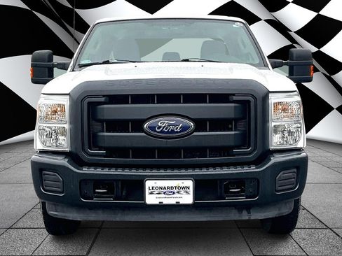 Used 2014 Ford F250 XL w/ Power Equipment Group image 3