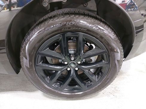 Used 2024 Land Rover Range Rover Velar Dynamic SE image 36