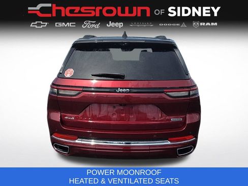 Used 2023 Jeep Grand Cherokee Overland w/ Luxury Tech Group IV AWD/4WD image 6