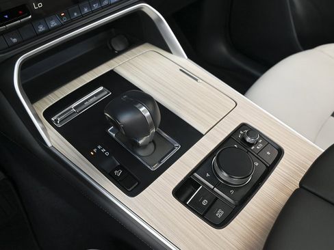 Certified 2025 MAZDA CX-90 3.3 Turbo w/ Preferred Package image 28