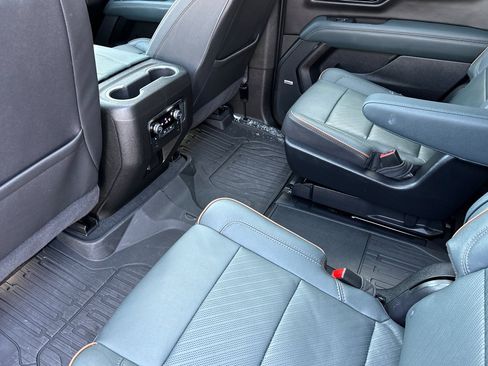 Used 2026 GMC Yukon AT4 image 13