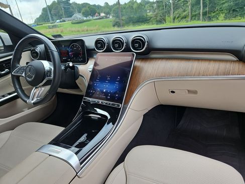 Used 2024 Mercedes-Benz C 300 Sedan image 16