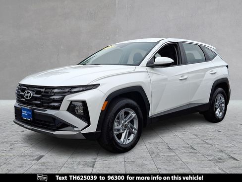 Used 2026 Hyundai Tucson SE AWD/4WD image 1