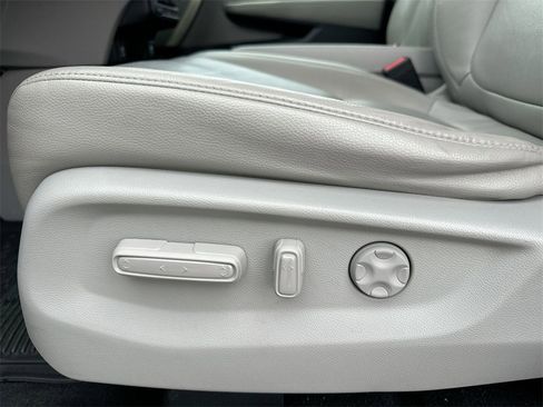 Used 2020 Honda Odyssey Touring image 12