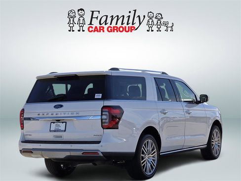 Used 2024 Ford Expedition Max Limited image 4