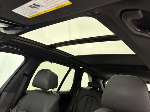 Used 2020 BMW X5 sDrive40i w/ Premium Package RWD image 23