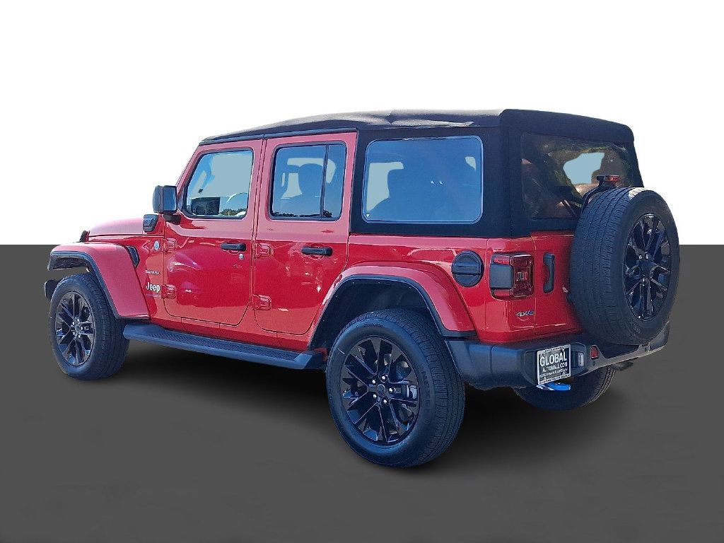 Used 2024 Jeep Wrangler Unlimited Sahara w/ Technology Group AWD/4WD image 5