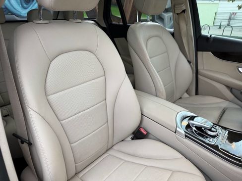 Used 2016 Mercedes-Benz GLC 300 image 23