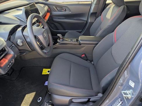 Used 2026 Toyota Prius Plug-In Hybrid image 16