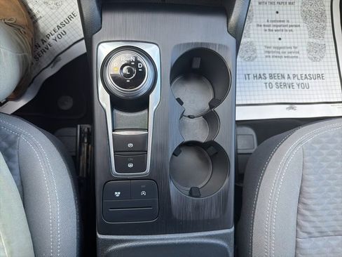 Certified 2020 Ford Escape SE image 23