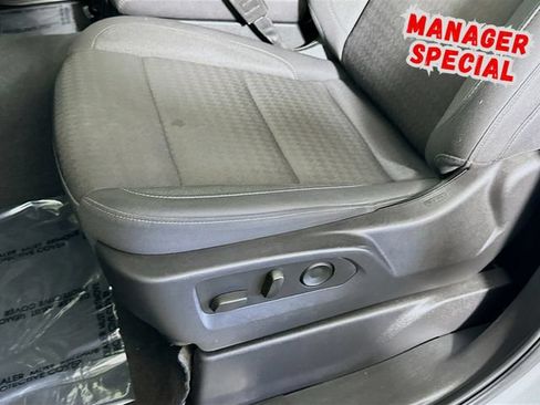 Used 2025 Chevrolet Silverado 1500 LT RWD image 21