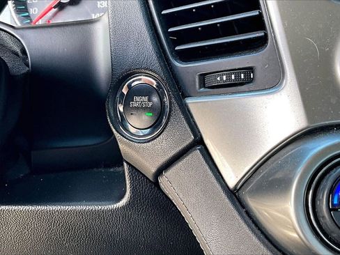 Used 2015 Chevrolet Suburban LTZ image 29