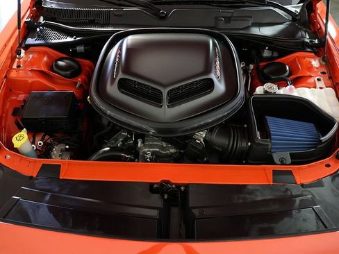 Used 2016 Dodge Challenger R/T Scat Pack RWD image 33