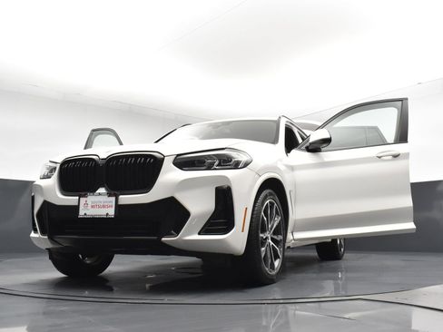 Used 2022 BMW X3 xDrive30i w/ M Sport Package 2 AWD/4WD image 30