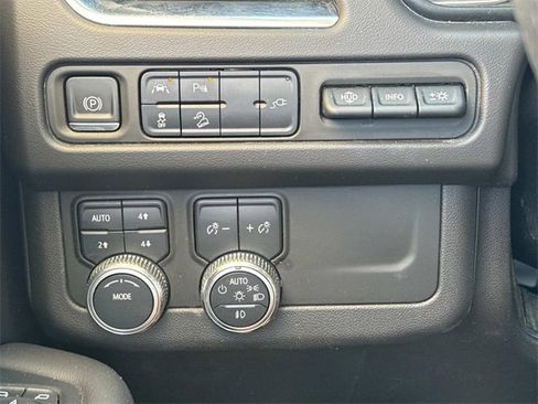 Used 2021 GMC Yukon XL AT4 w/ AT4 Premium Package image 25